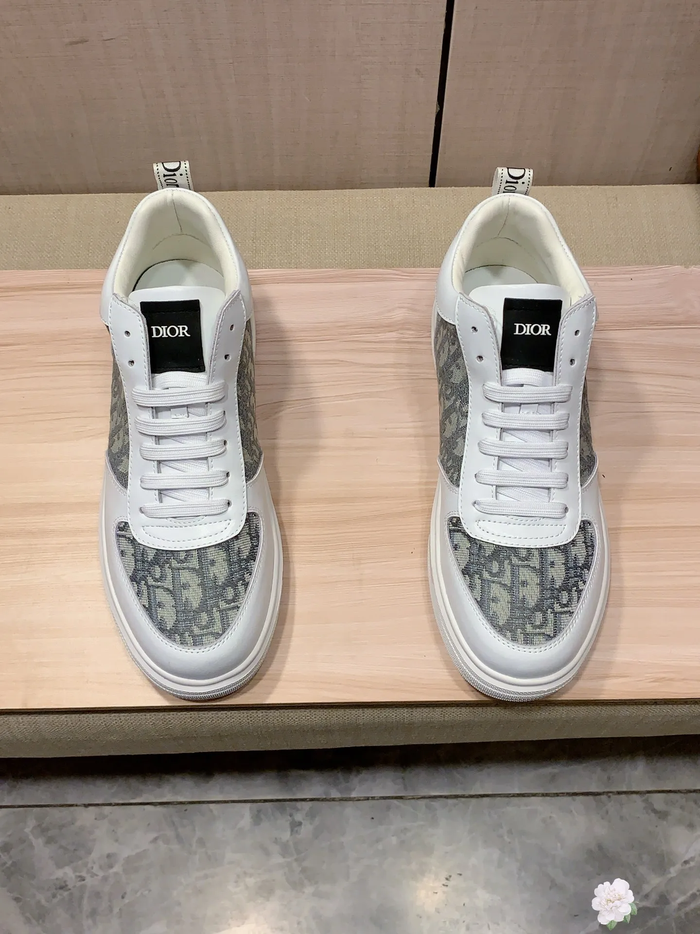 Men's Men's Shoes💰442💰💰🎩🎩[Lightning][Lightning] "Dior DIOR*" The latest and most popular casual shoes, top brand [seduce] luxury ~ purchasing agency, top ~ quality. [Strong] The upper is made of imported breathable cowhide with material ➕ breathable sheepskin feet (•) and fine workmanship. The original stylish and stylish soft rubber wear-resistant and non-slip outsole is light and comfortable on the feet. The real thing looks better when photographed in person. 111: code: 38-44, 3️⃣ colors selected
